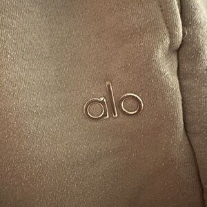 ALO Yoga Accolade Sweat Shorts - Grey
